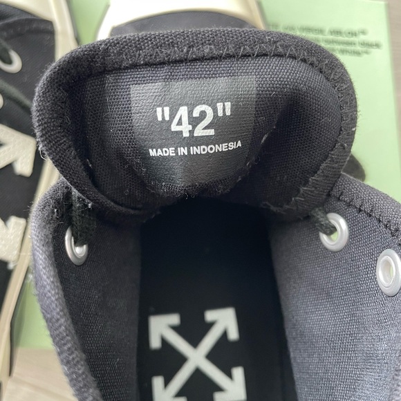 Off-White Vulcanized - Picture 5 of 7